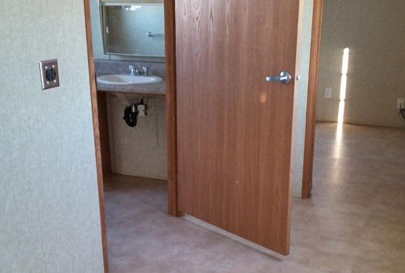 5th image of 2101 SW 38th St Lot 5