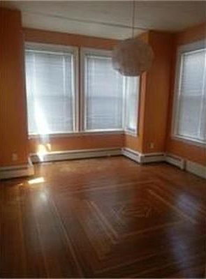 5th image of 249 Crescent Ave #1