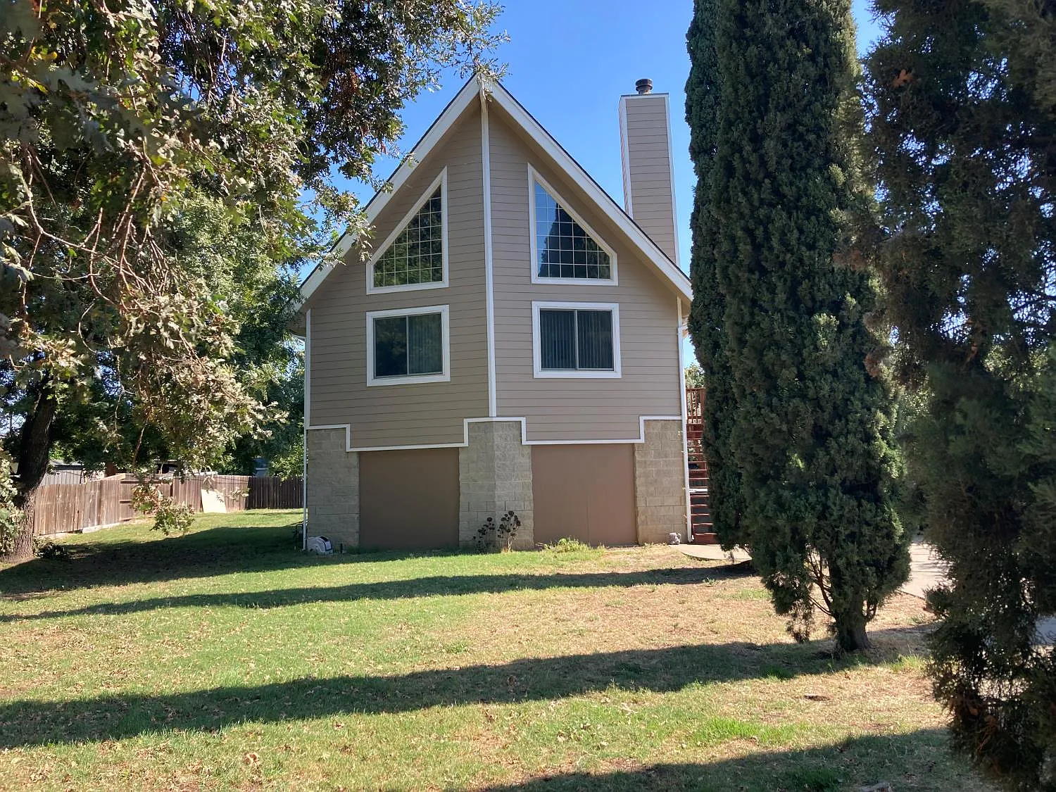 30 Andrus Circle photo 1