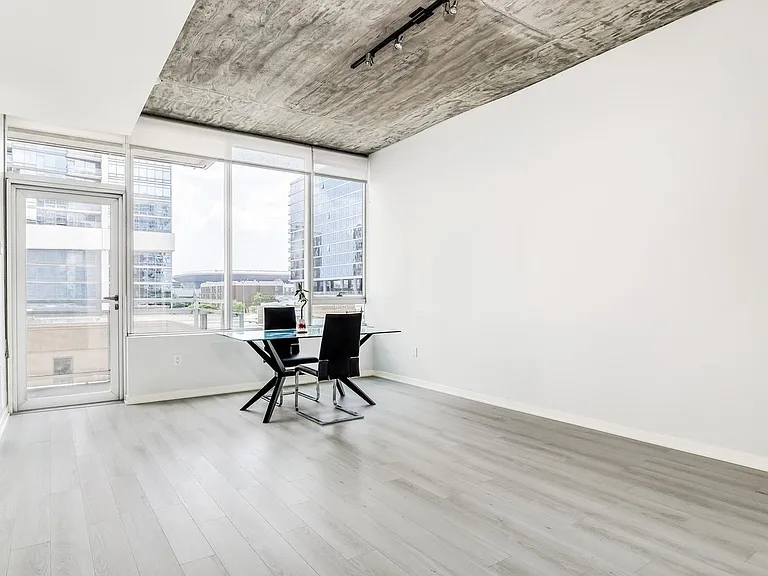 1345 S Wabash Ave #412 — Photo 3