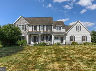 14 Wheatland Cir, Lebanon, PA 17042