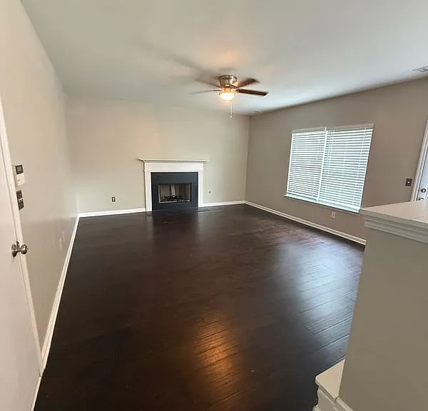4171 Ash Tree St SW — Photo 5