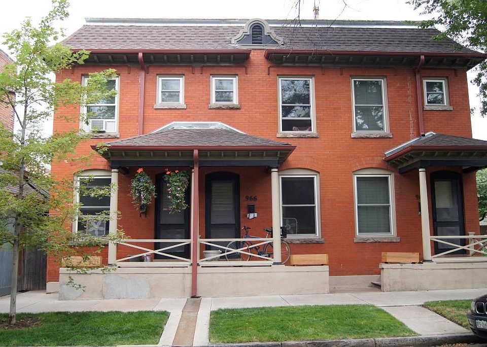 1st image of 902 E 10th Ave