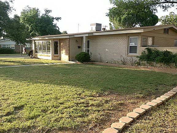2nd image of 3102 Eastover Dr