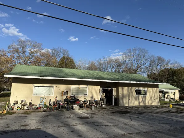 956 Summitville Rd, Manchester, TN 37355