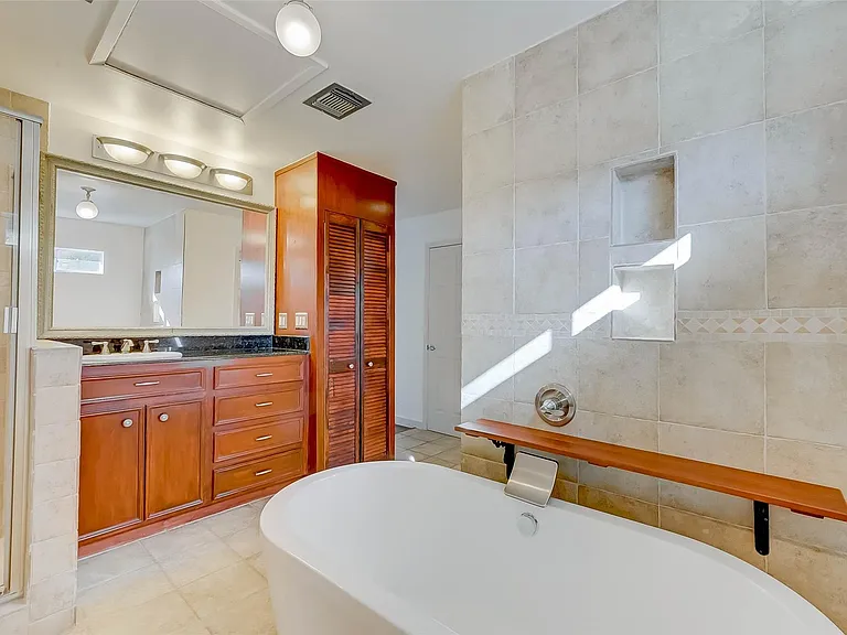 926 Heights Blvd — Photo 11