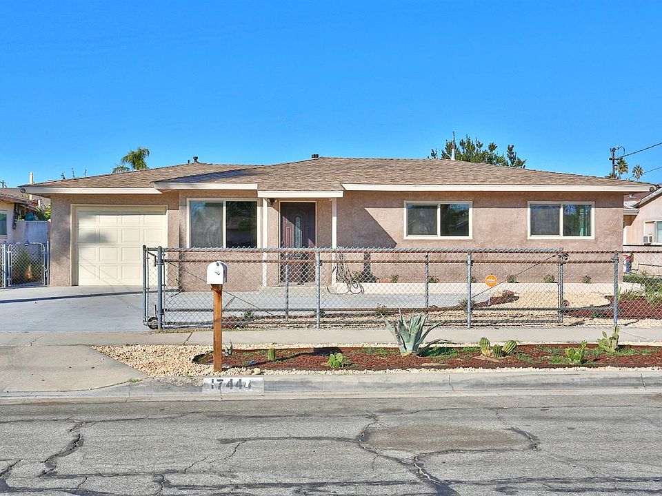 1st image of 17444 Holly Dr