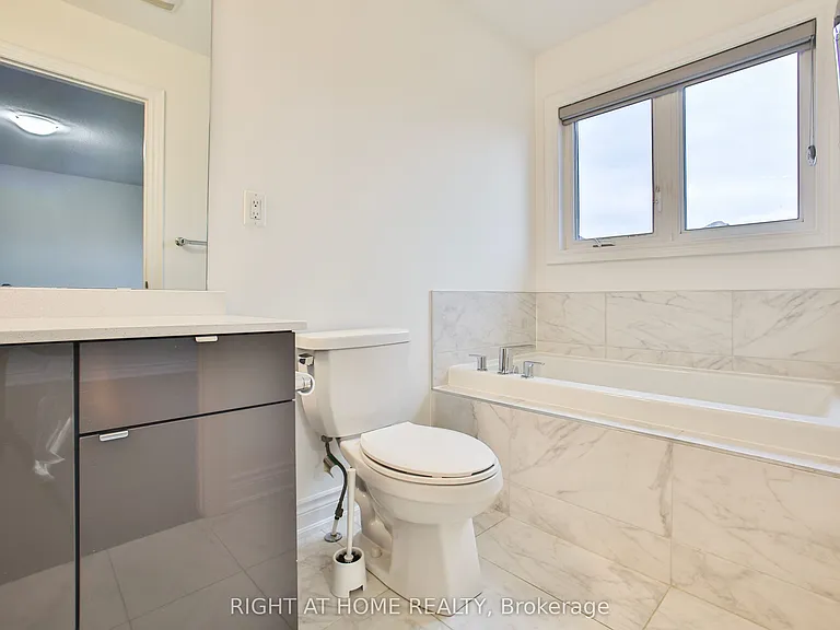 25 Hubbell Rd #UPPER — Photo 36