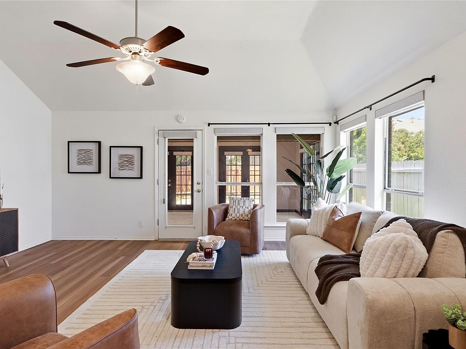 1st image of 2307 Loquat Ln