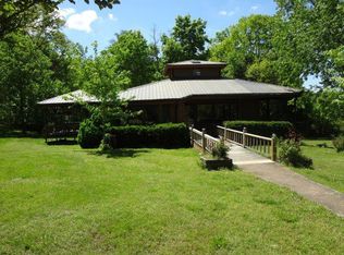 2302 Doll Conway Rd, Clifton, TN 38425