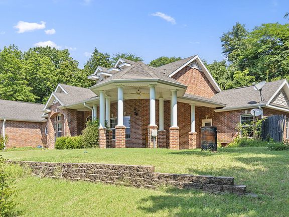 4th image of 17 Greenview Drive