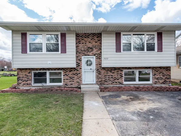 2032 Gabriel Ave, Zion, IL 60099