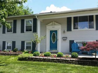460 Banbury Dr, Columbus, OH 43230