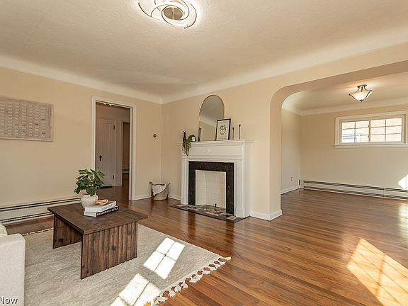 5th image of 4038 W 140th St