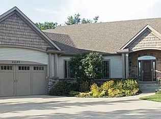 51194 Enchanted Oak Ct, South Bend, IN