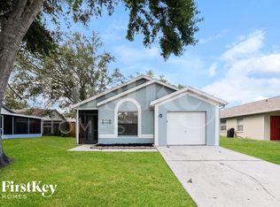 1328 Mohrlake Dr, Brandon, FL 33511