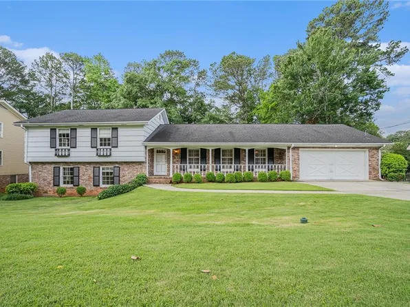 2855 Cedar Canyon Ct, Atlanta, GA 30345