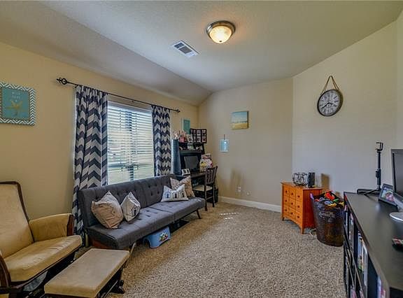 5th image of 3030 Carlton Pkwy