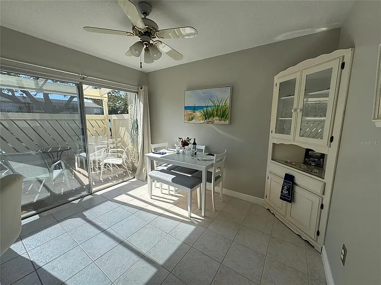 621 Windrush Bay Dr #621 — Photo 20