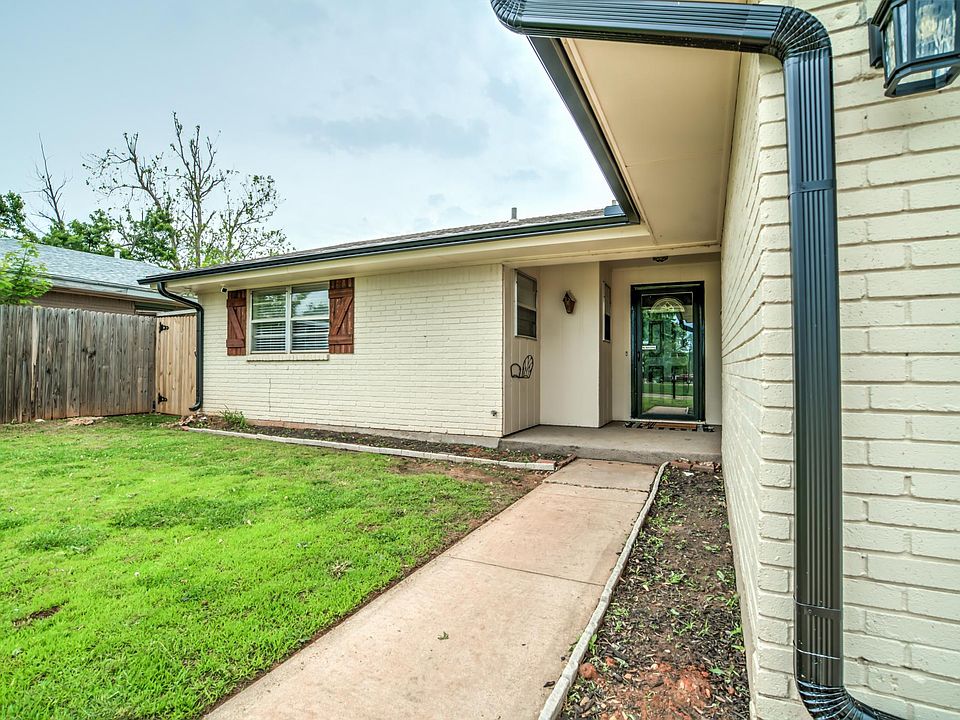 1st image of 310 Von Elm Ave