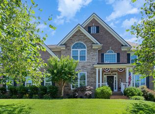 2192 Loudenslager Dr, Thompsons Station, TN 37179