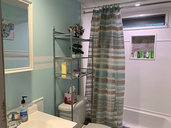 3rd image of 310 Bruce Ave