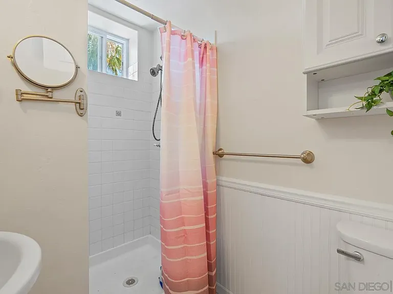 3776 Mactibby St — Photo 35