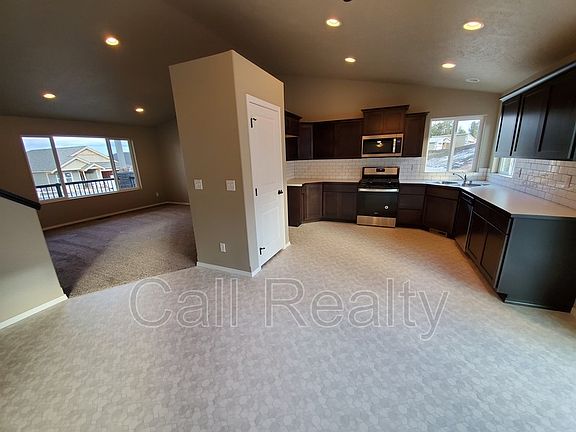 5th image of 18208 E Selkirk Estates Rd