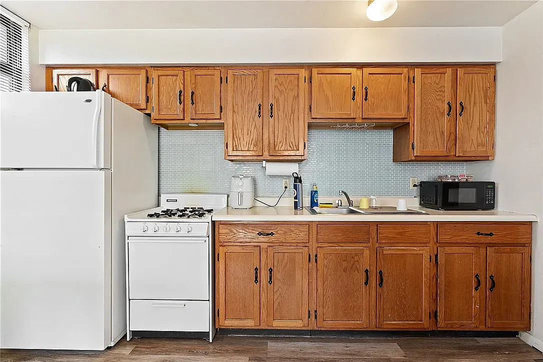 Building Photo - 3227 Hardie Way #1