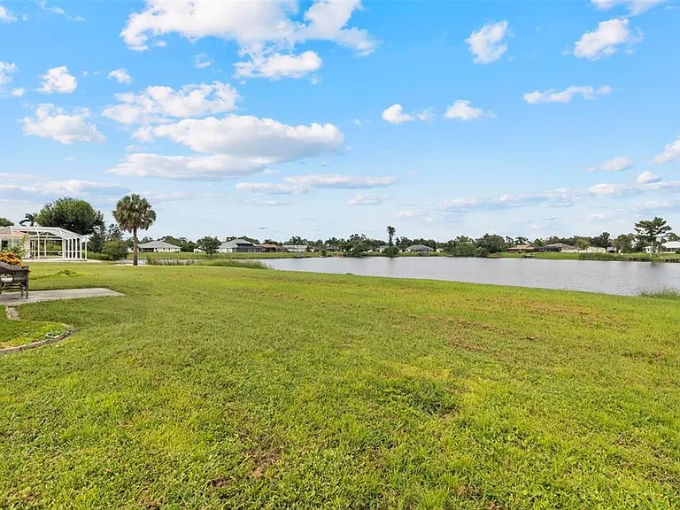 6460 Blueberry Dr — Photo 43