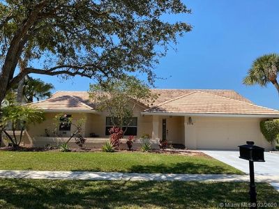 704 NW 163rd Ave, Pembroke Pines, FL, 33028