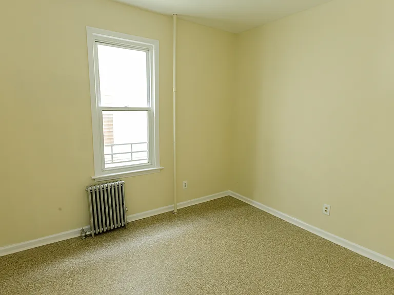 428 Avon Ave #2 — Photo 18