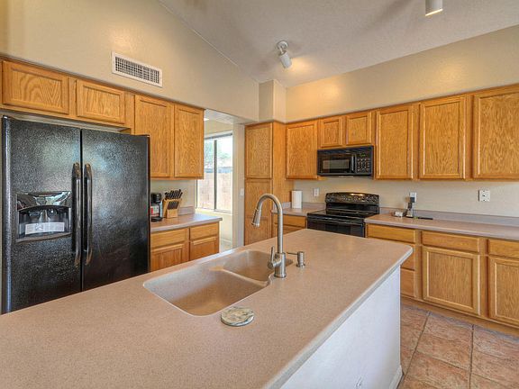 3rd image of 4361 E Sands Dr
