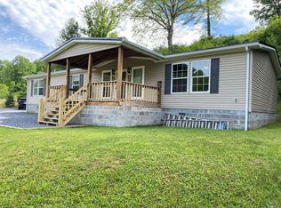 639 McGraws Rd, Mc graws, WV 25876
