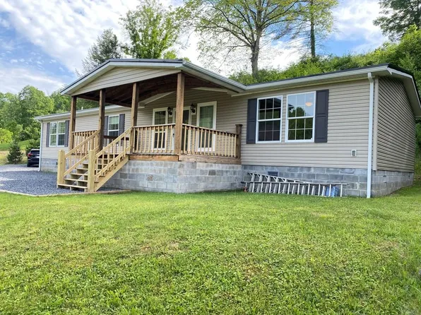 639 McGraws Rd, Mc Graws, WV 25876