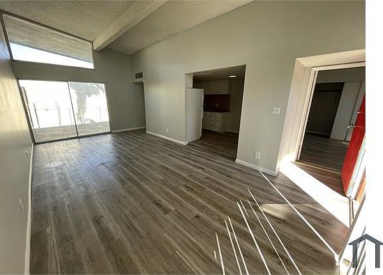 2nd image of 3782 Palos Verdes St APT 4