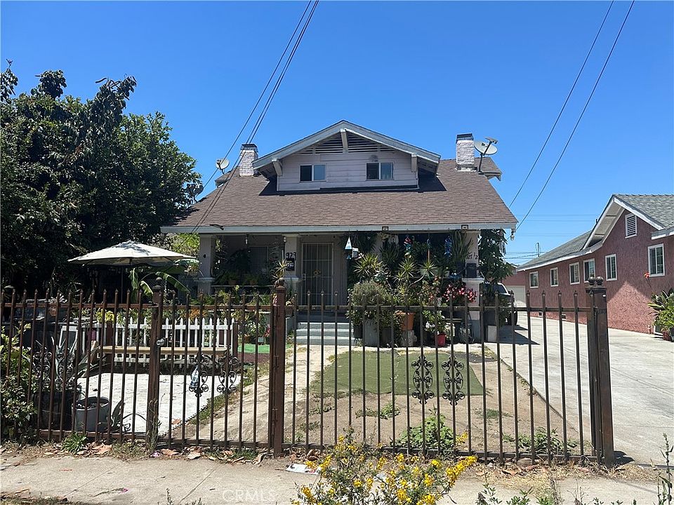 1st image of 927 W 48th St