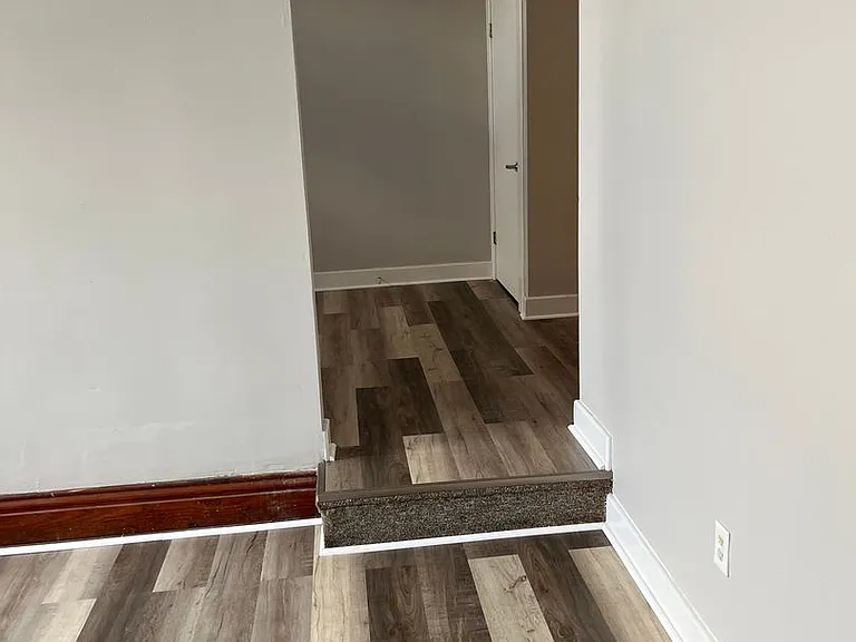 1107 E Kentucky St — Photo 8