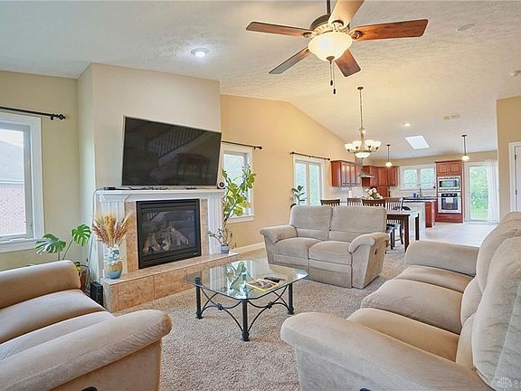 5th image of 3398 Cross Creek Ct