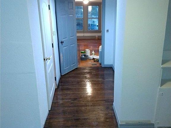 3rd image of 10604 Felton St