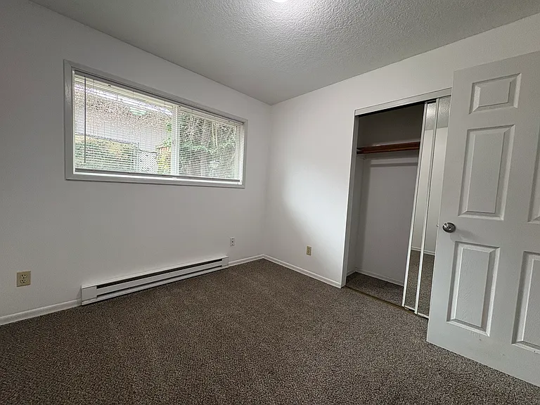 626-628 N Watts St #1 — Photo 8