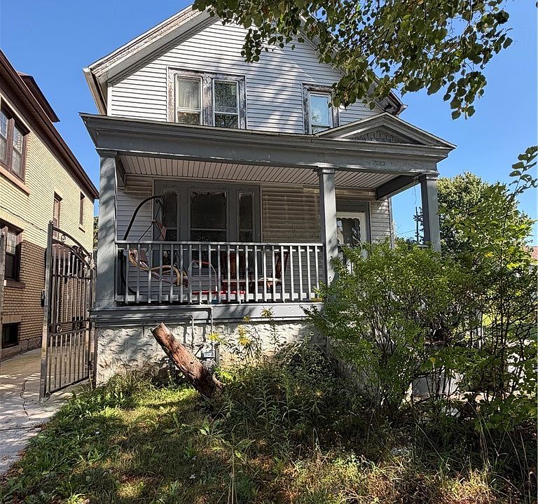 2nd image of 927 Fillmore Ave