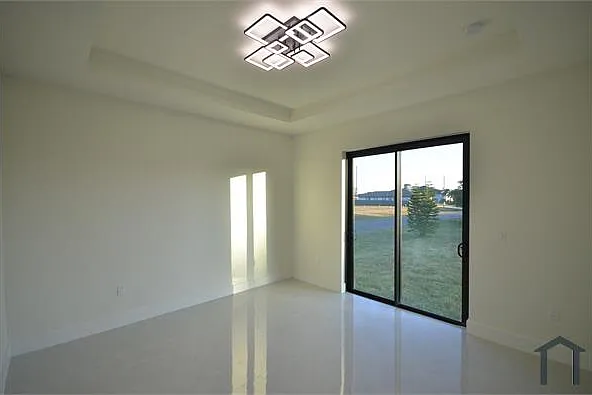 2416 Diplomat Pkwy W — Photo 25