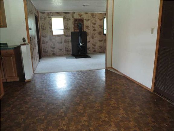5th image of 13776 Carrier Ln
