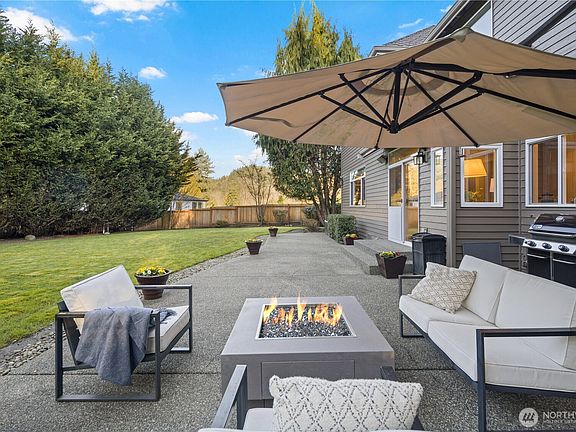 3rd image of 5310 NE 24th Court