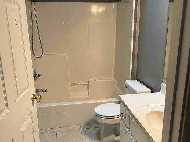2305 Minnesota Ave — Photo 8