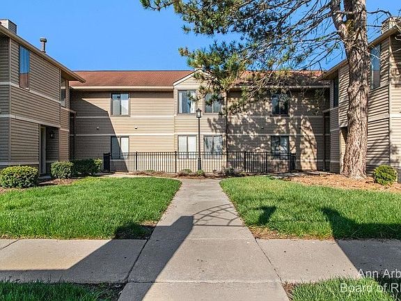 2nd image of 275 Briarcrest Dr Unit 181
