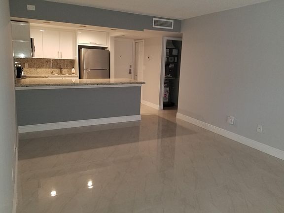 4th image of 14401 N Kendall Dr #110N