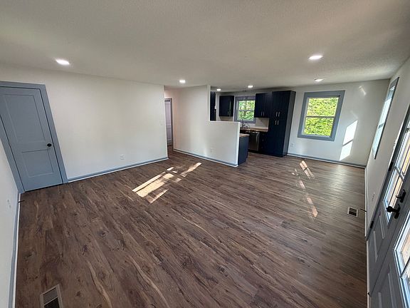 2nd image of 3490 Blair Rd NW
