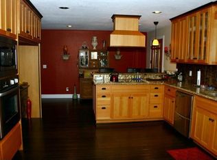 261 Sunrise Dr, Grants Pass, OR 97526